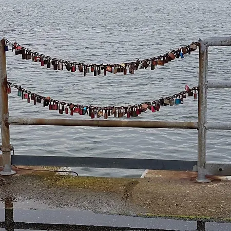 Geele Hus 6