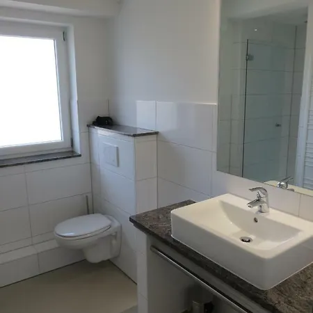 Geele Hus 6 شقة بوسم