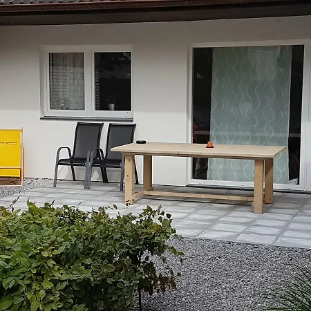 Geele Hus 6 *