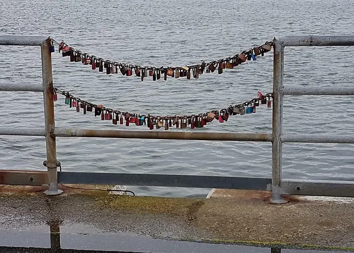 Geele Hus 6