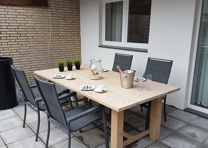 Geele Hus 6
